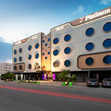 Y Platinum Hotel Medina Exterior foto